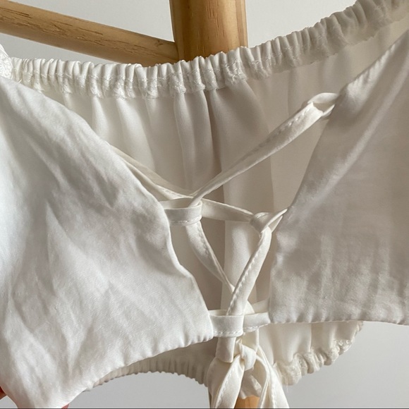 Glassons white crop top size 8 - Picture 4 of 6